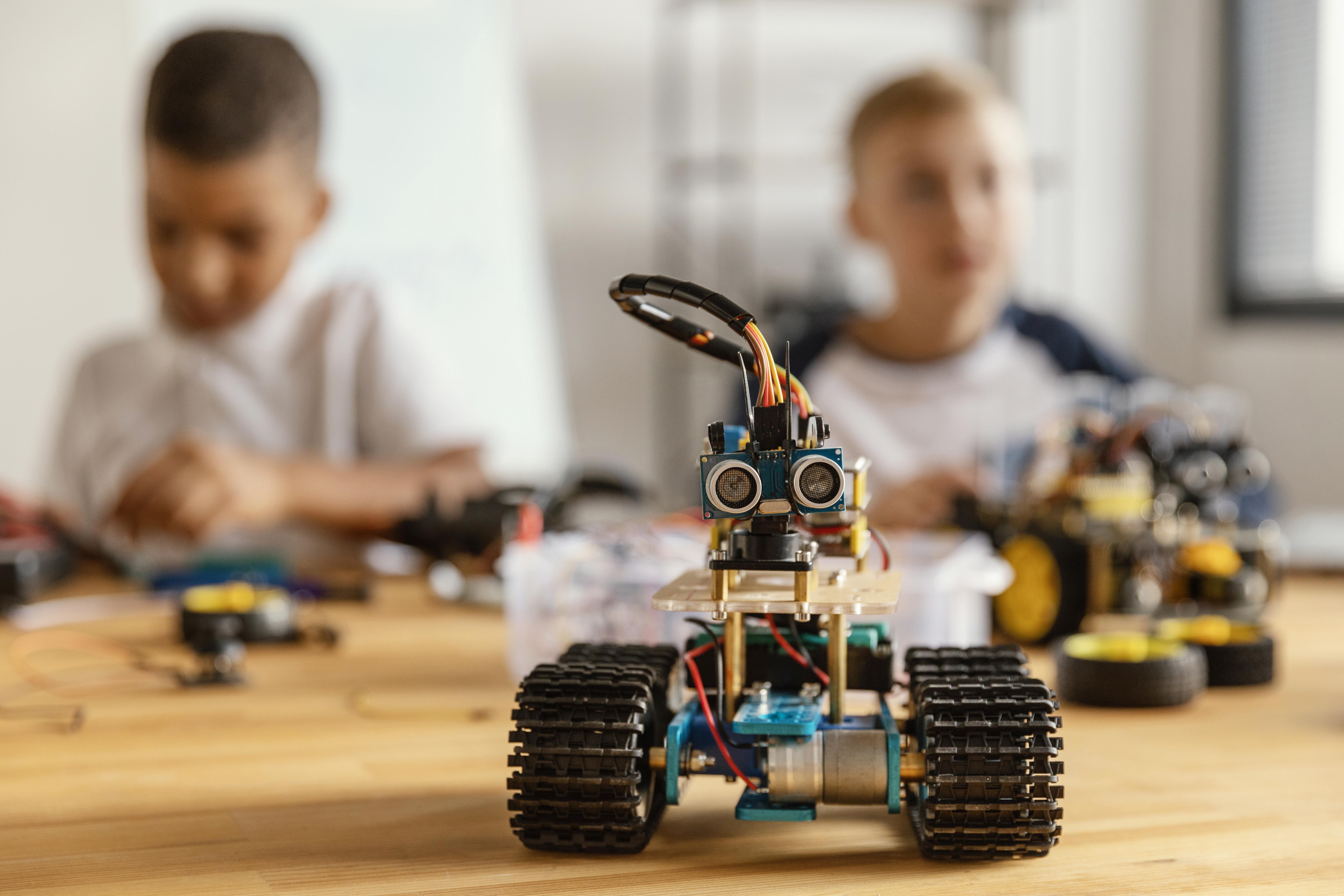 children making robot 1